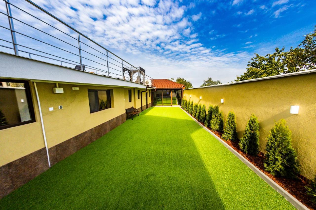 Forest Oasis Guest House Free Parking Сапарева-Баня Экстерьер фото