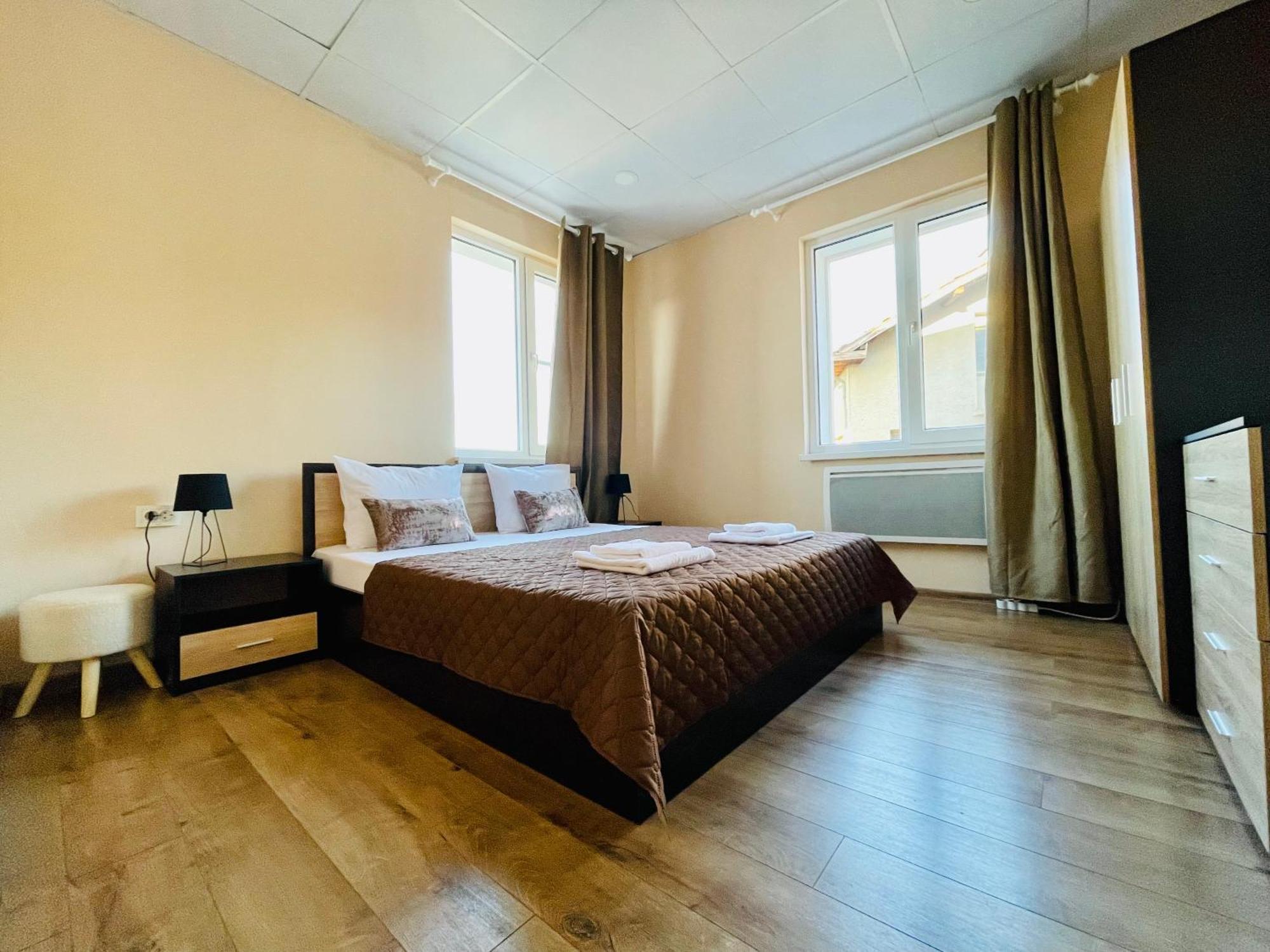 Forest Oasis Guest House Free Parking Сапарева-Баня Экстерьер фото